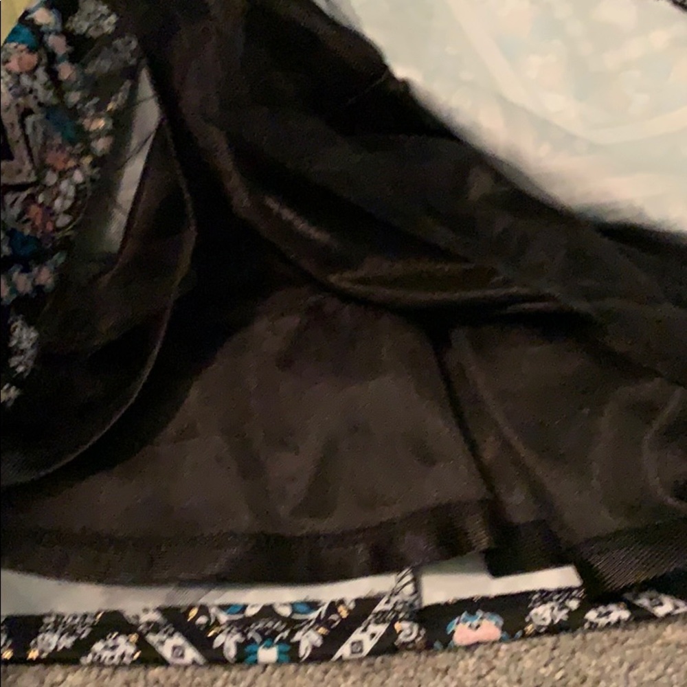 Dress - Picture 3 of 8